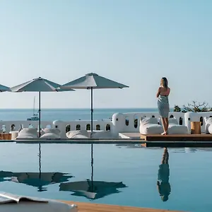 επισκεφθείτε το ξενοδοχείο